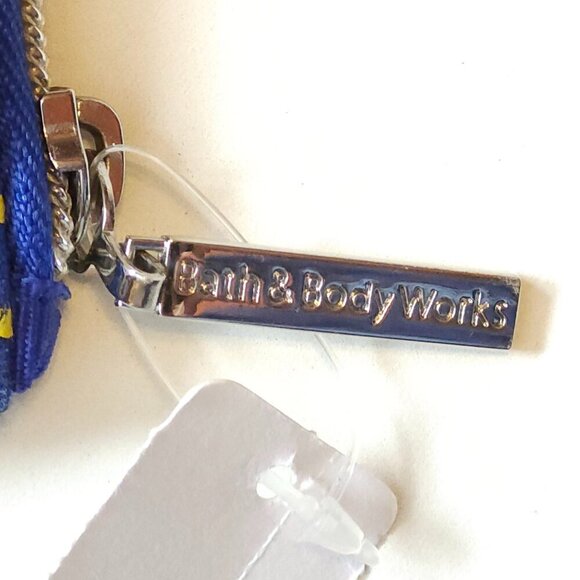 BATH AND BODY WORKS Makeup Bag I'm on Cloud Nine Dreamy Cosmetic Pouch BNWT - Picture 4 of 4